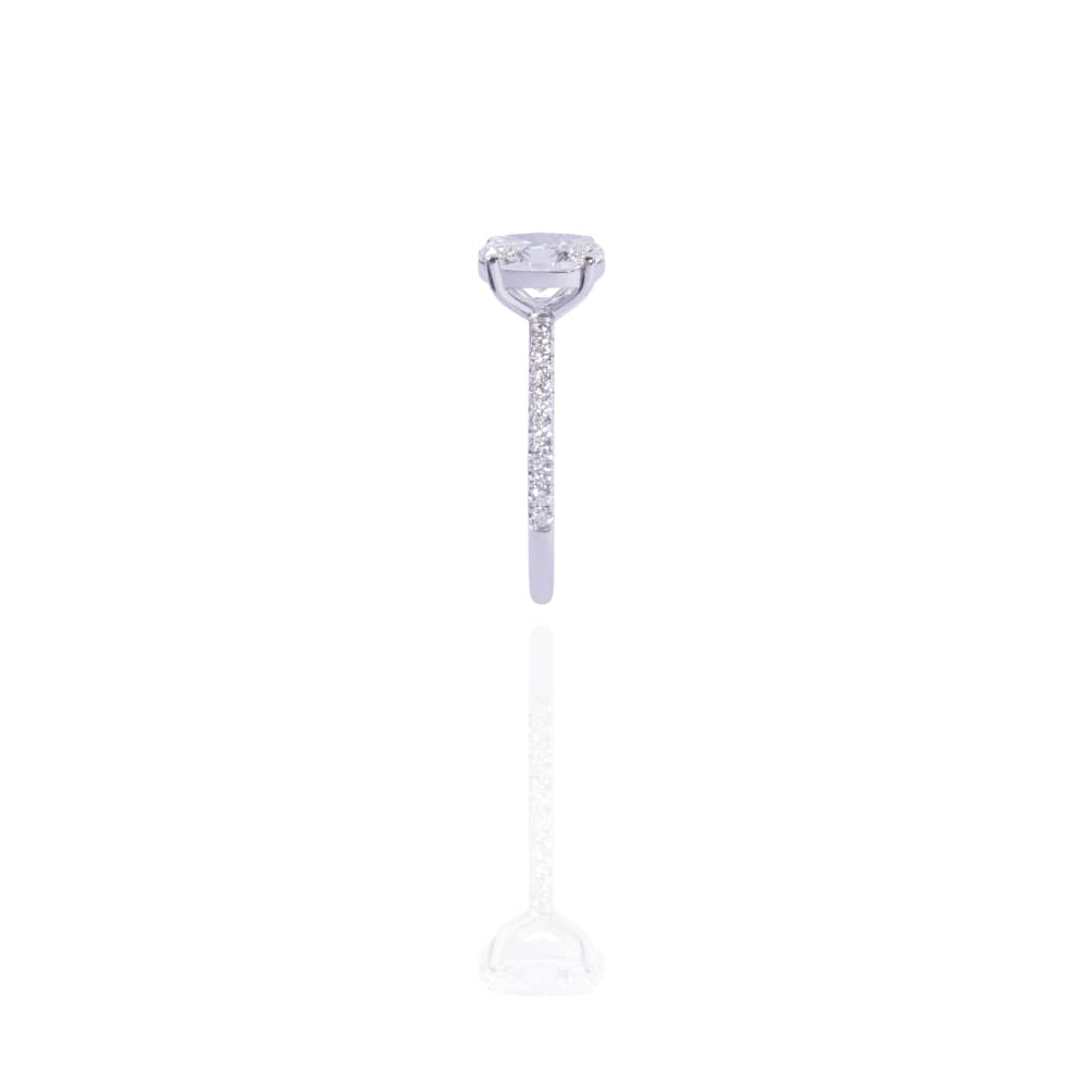 The Oval Pavé Solitaire
