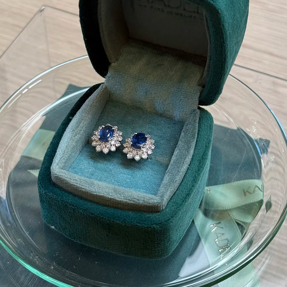 Étoile Bleue Studs